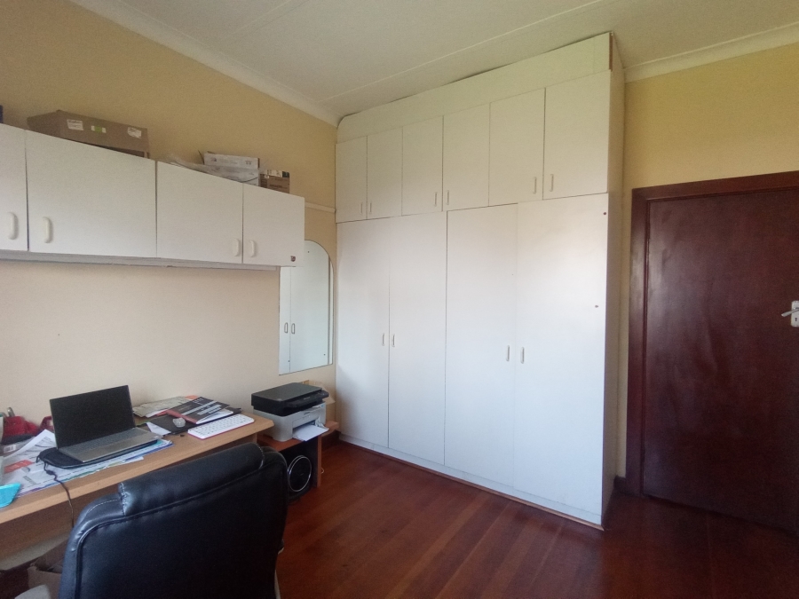 5 Bedroom Property for Sale in Baysville Eastern Cape